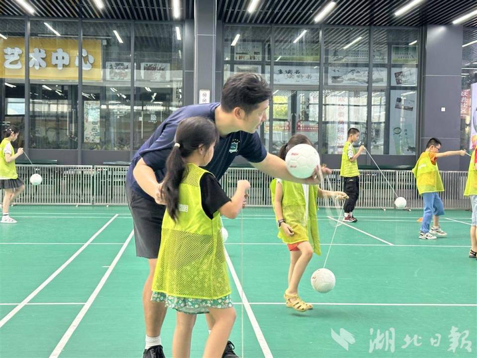 刚学会的足, 空间大大缩