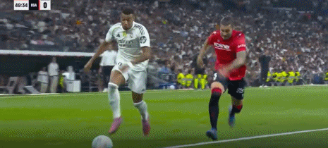 yid, 球到底该不 yid, 球到底该不